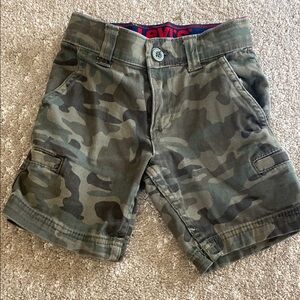 Levi's Camo Cargo Shorts